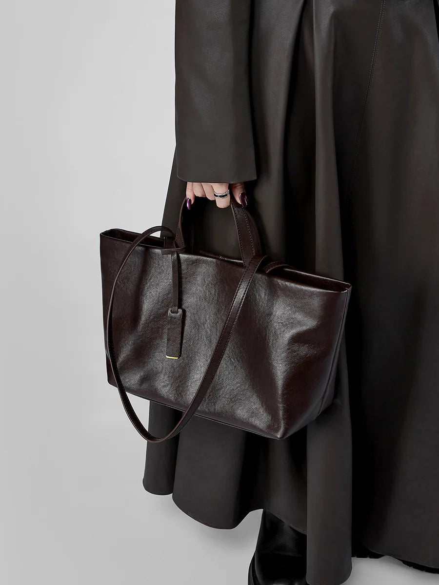 Luxury woman Shoulder bag soft leather large capacity square fashion tote bag korean Fashionable Handbag  Shopping underarm bags